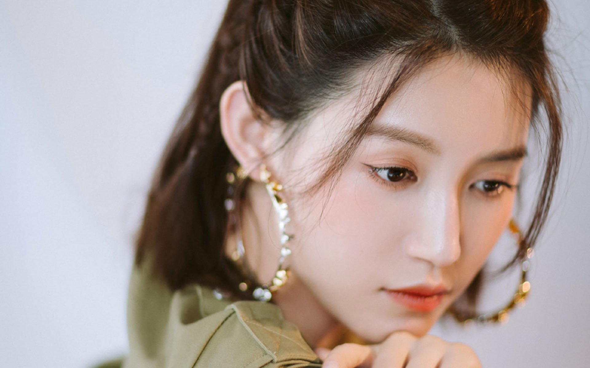 西甲国家德比之夜，当传奇的喧嚣被门将的手套封存